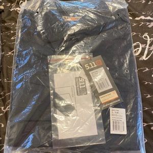 5.11 men’s long sleeve police button down